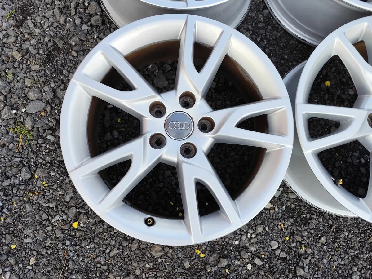 17" Audi  alloys wheels like new. - Image 2