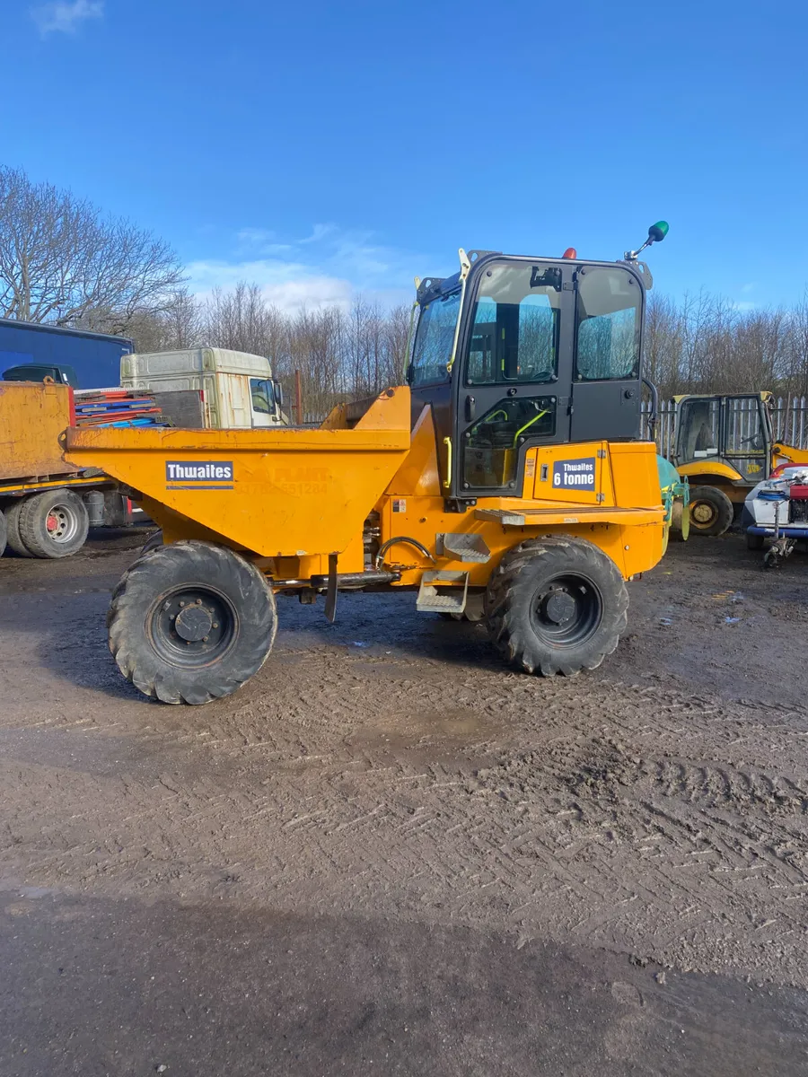 thwaites 6 ton cab (680 hours ) - Image 1