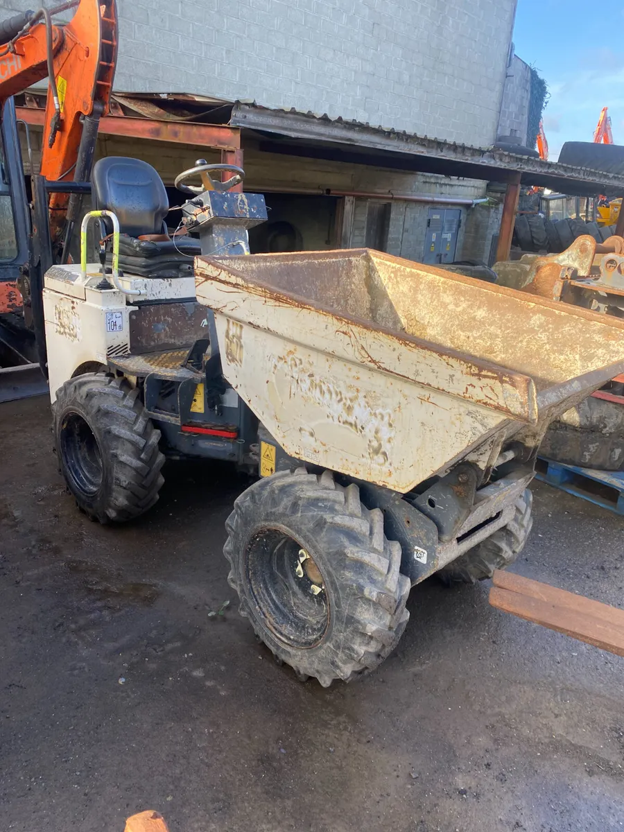 2015 terex 1 ton - Image 1