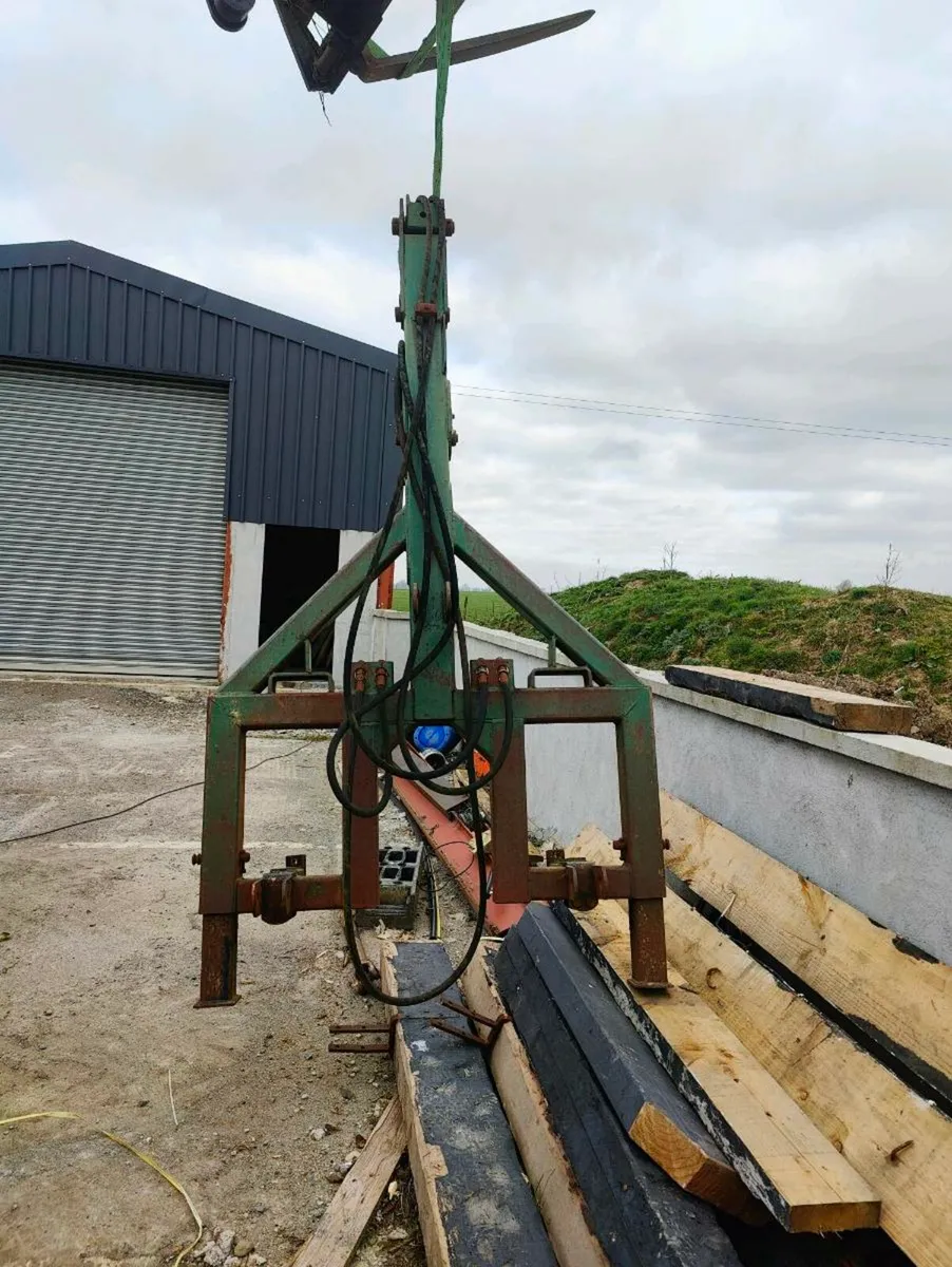 1 ton hoist - Image 1
