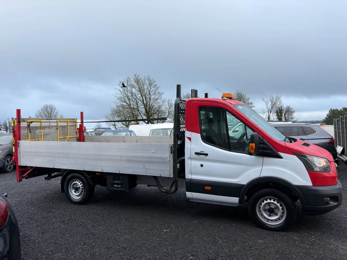 Ford Transit - Image 2