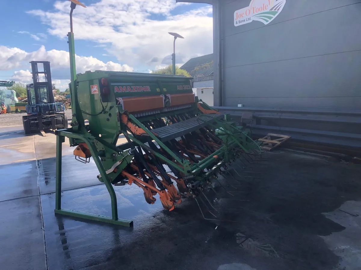 Amazone AD303 Box Drill - Image 2