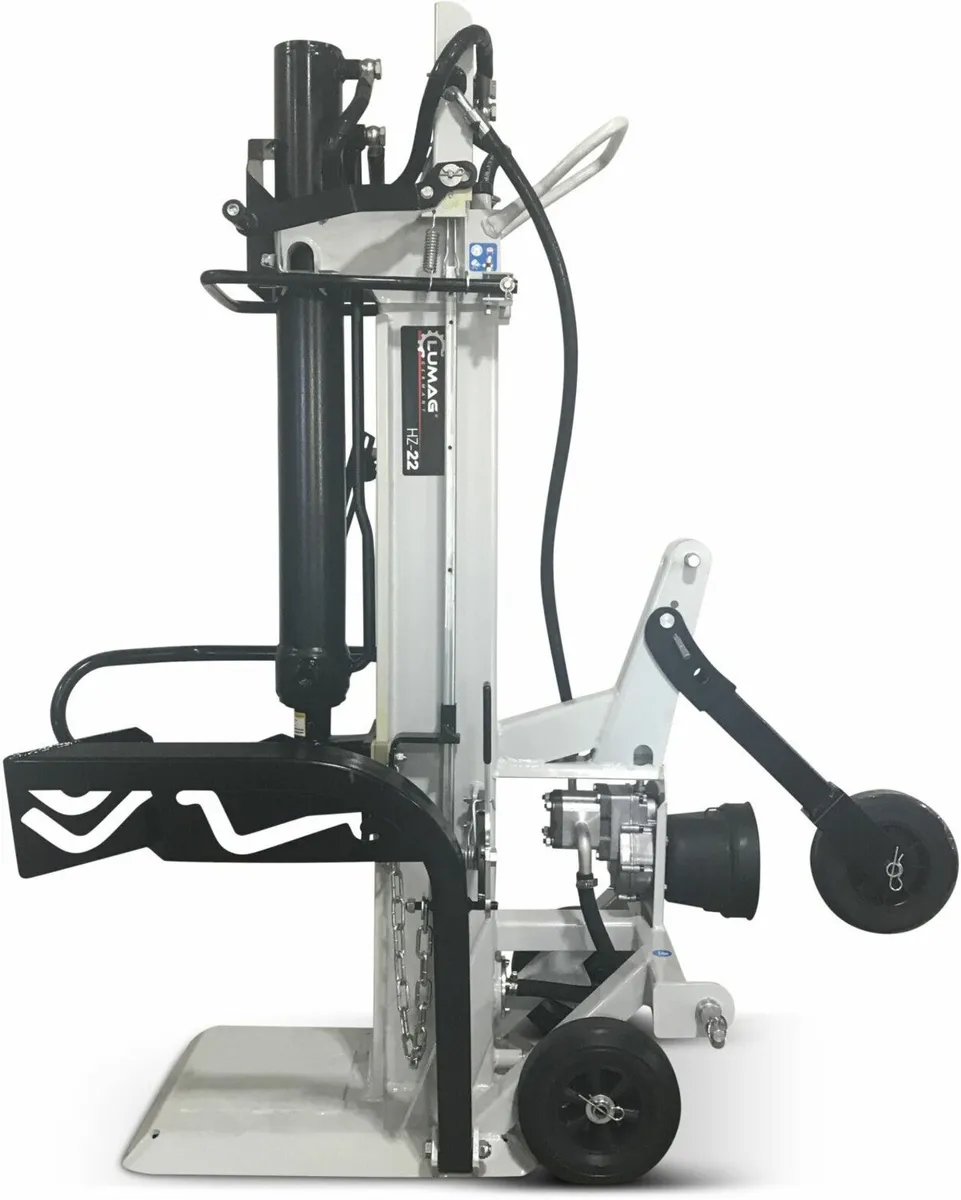 Log splitter 22 tons  / 30 tons   PTO  Lumag - Image 1