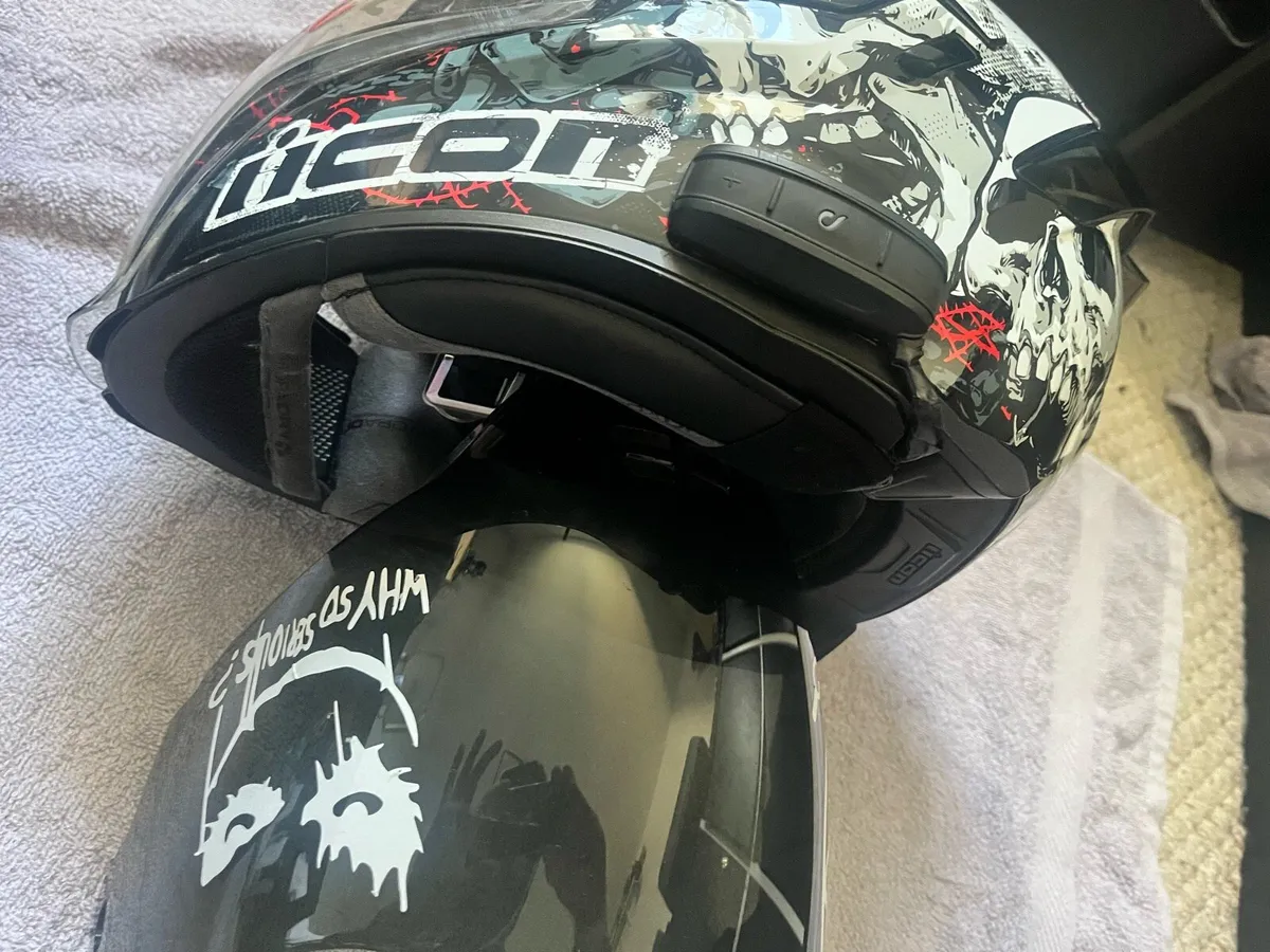 🏍️ High Quality Used Motorbike Gear for Sale - Image 3