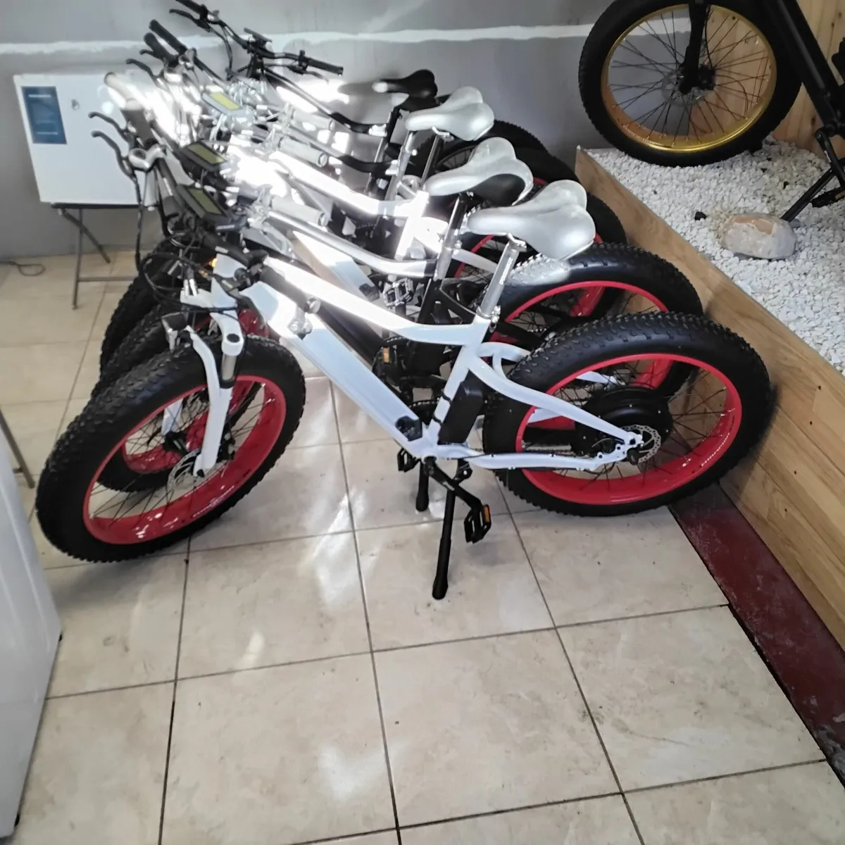 Electric Fat Tyre bike SALE SPECIAL OFFER - Image 2