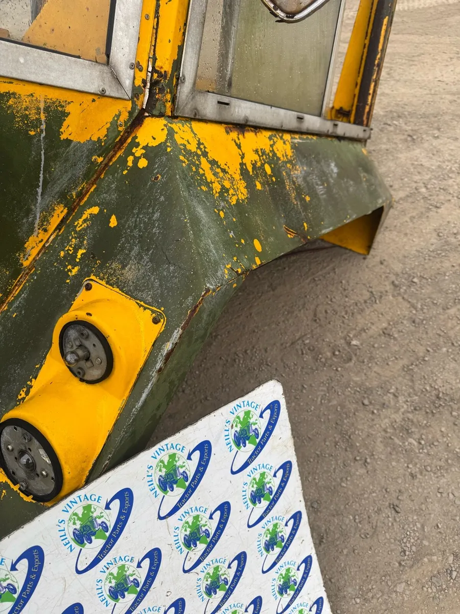 Massey Ferguson 50B Industrial Tractor Cab - Image 2