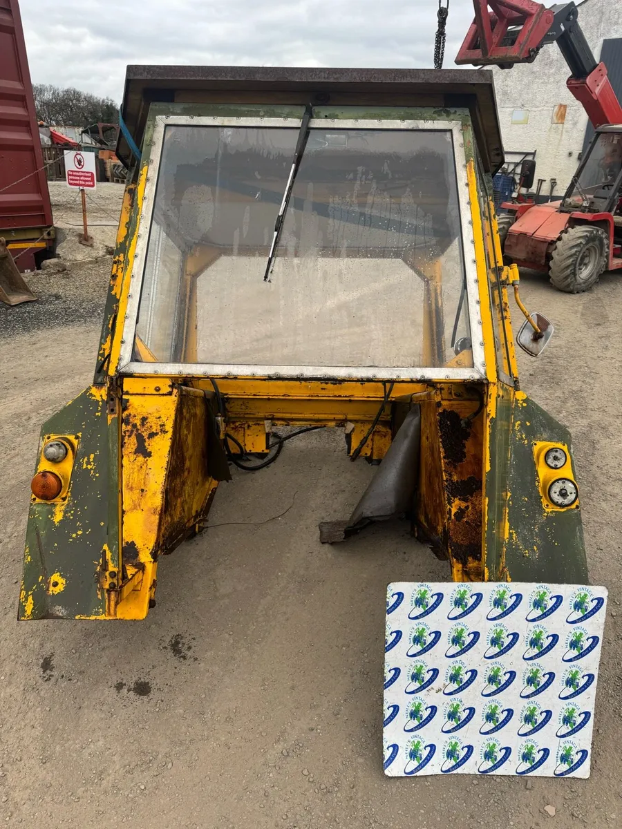 Massey Ferguson 50B Industrial Tractor Cab - Image 3