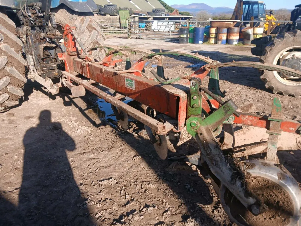 KVERNELAND PLOUGH - Image 3