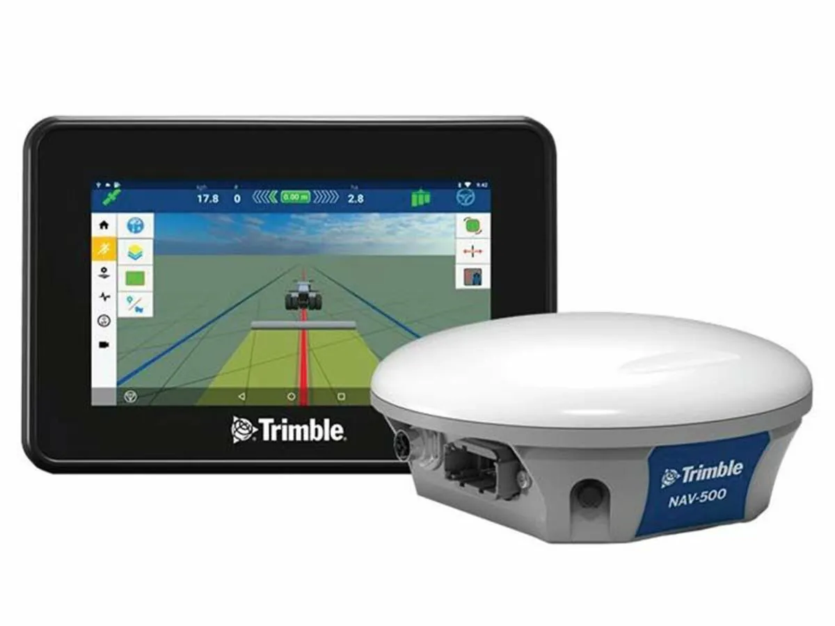 Trimble GPS -  GFX350 Display & Nav500 - Image 2