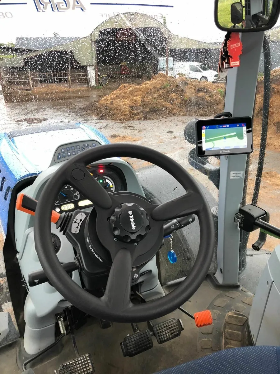 Trimble GPS -  GFX350 Display & Nav500 - Image 4