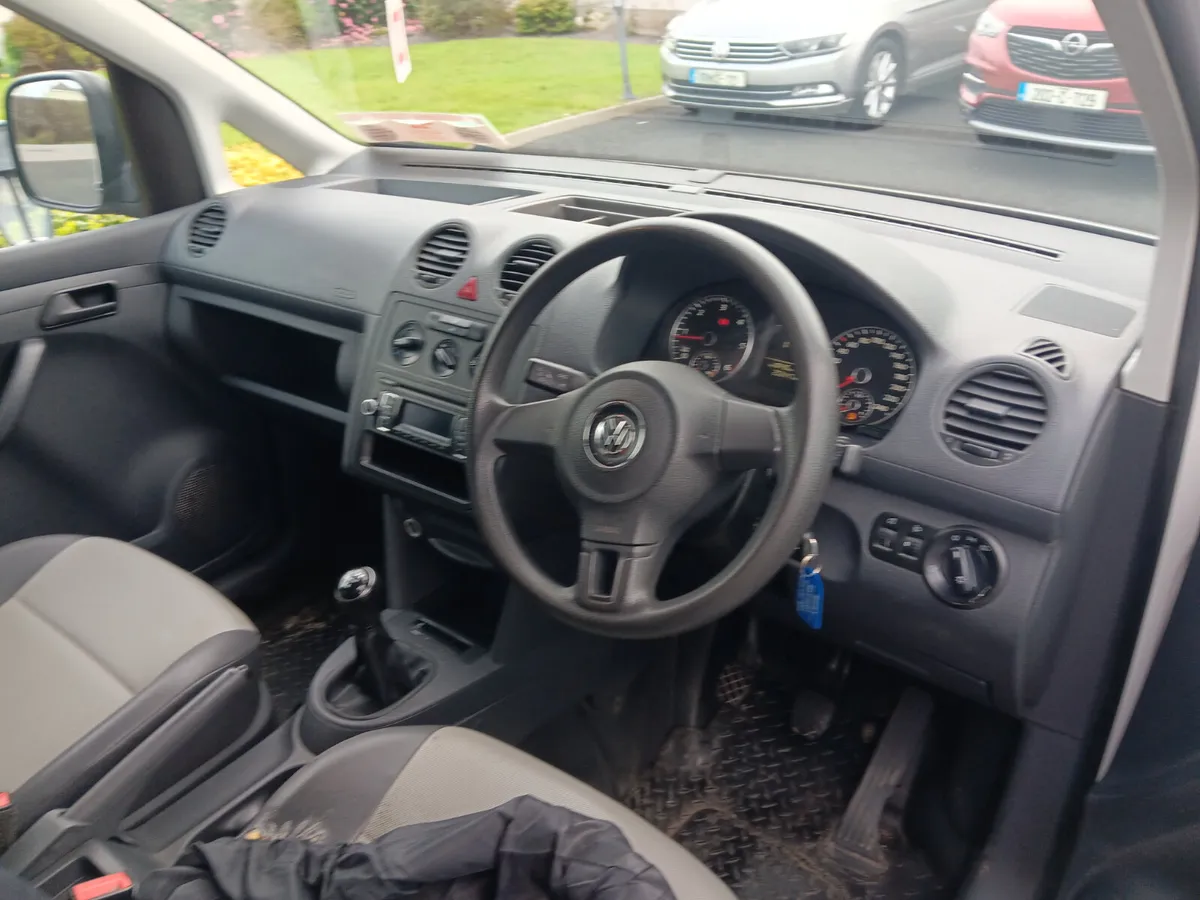 Volkswagen Caddy 2014 - Image 3