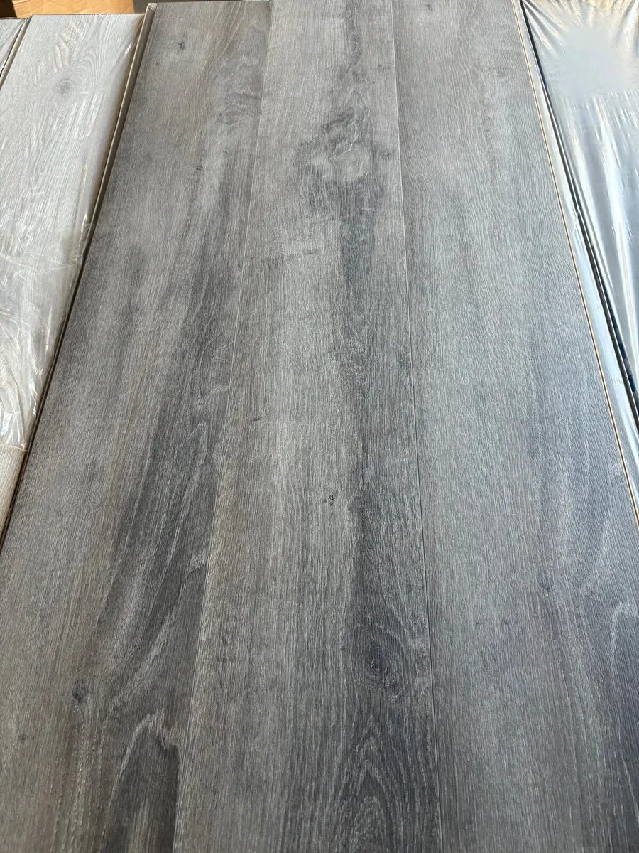 New 7mm Java Grey Laminated Flooring - Image 4