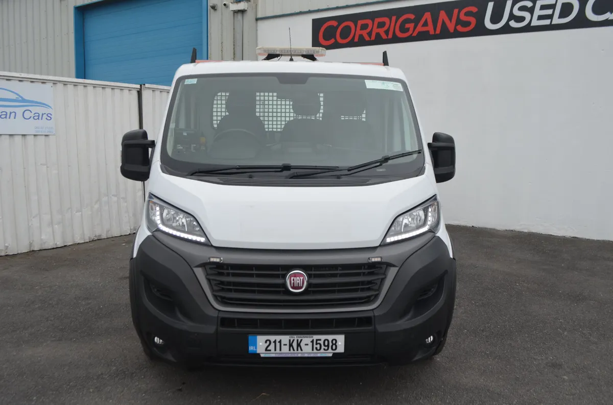 3 WAY TIPPER-LOW KMS-PRICE EXCLS VAT - Image 4