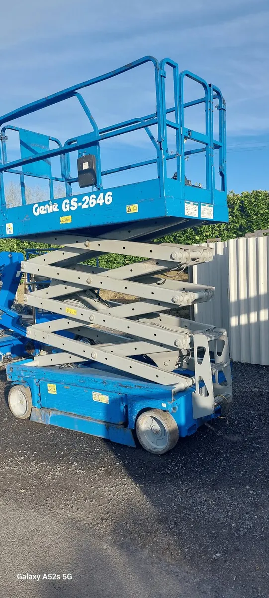 Scissor Lift Genie 2646 - Image 3