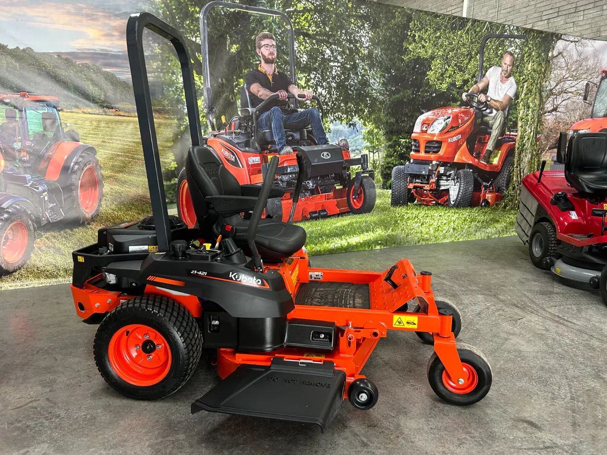 Kubota Z1-421 Zero Turn - Image 4