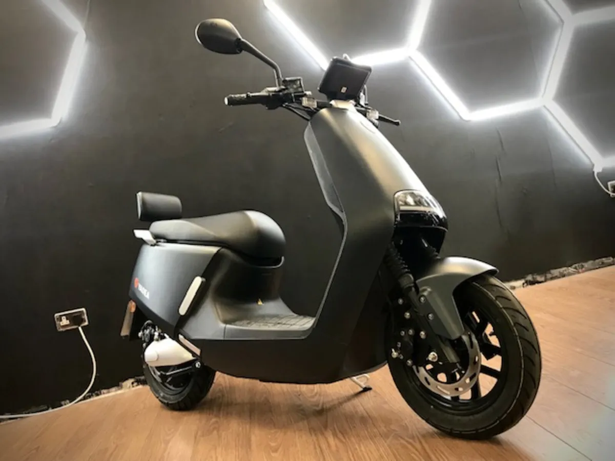 *EV* 2022 Yadea G5 Electric - Image 2