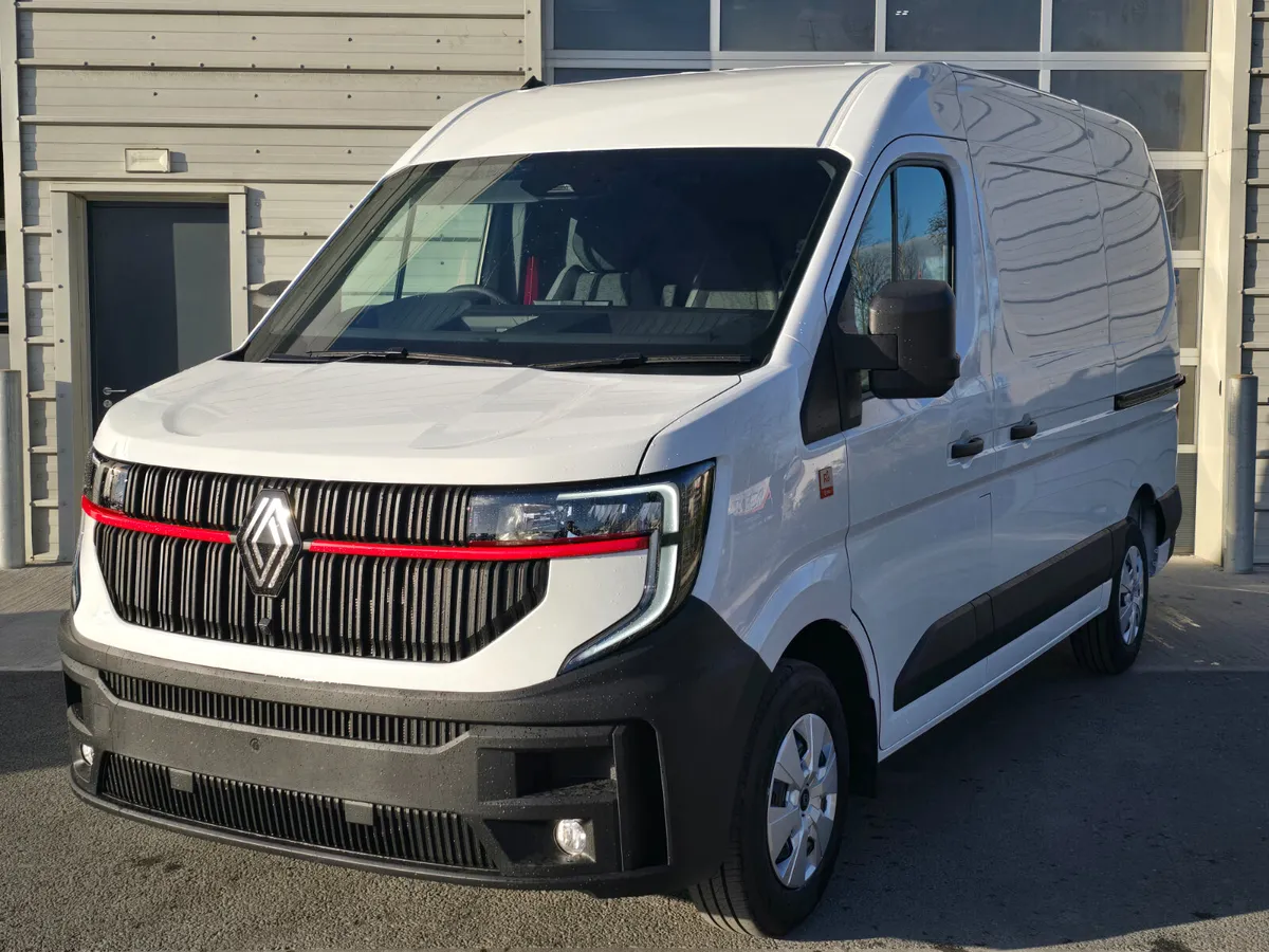 Renault Master E Tech Red Edition L2H2 - Image 2