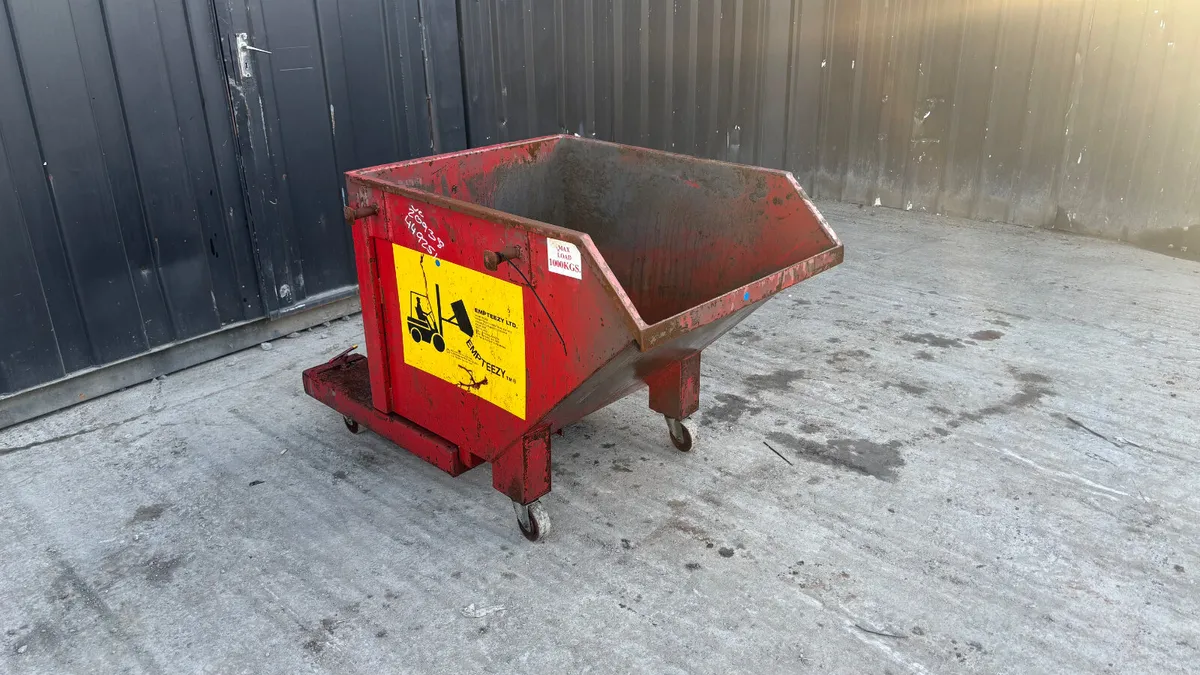 Tipping Skip to suit Forklift - Image 1