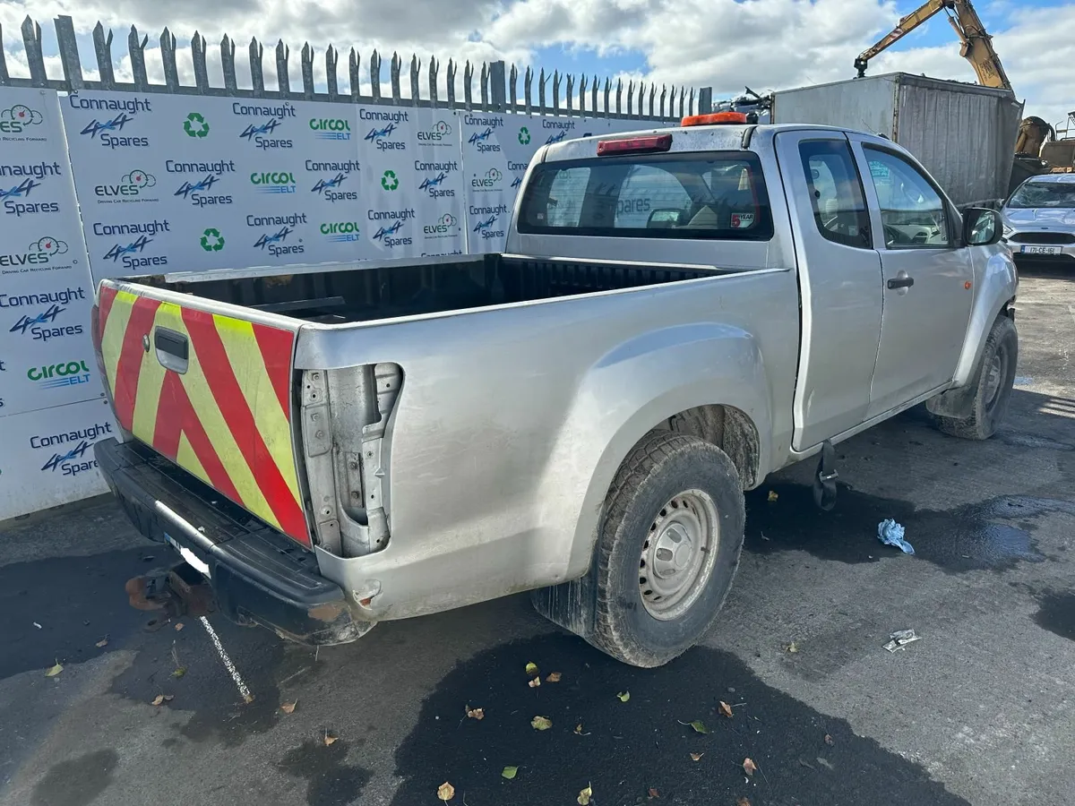 2017 IZUSU DMAX 2.5D JUST IN FOR BREAKING - Image 4