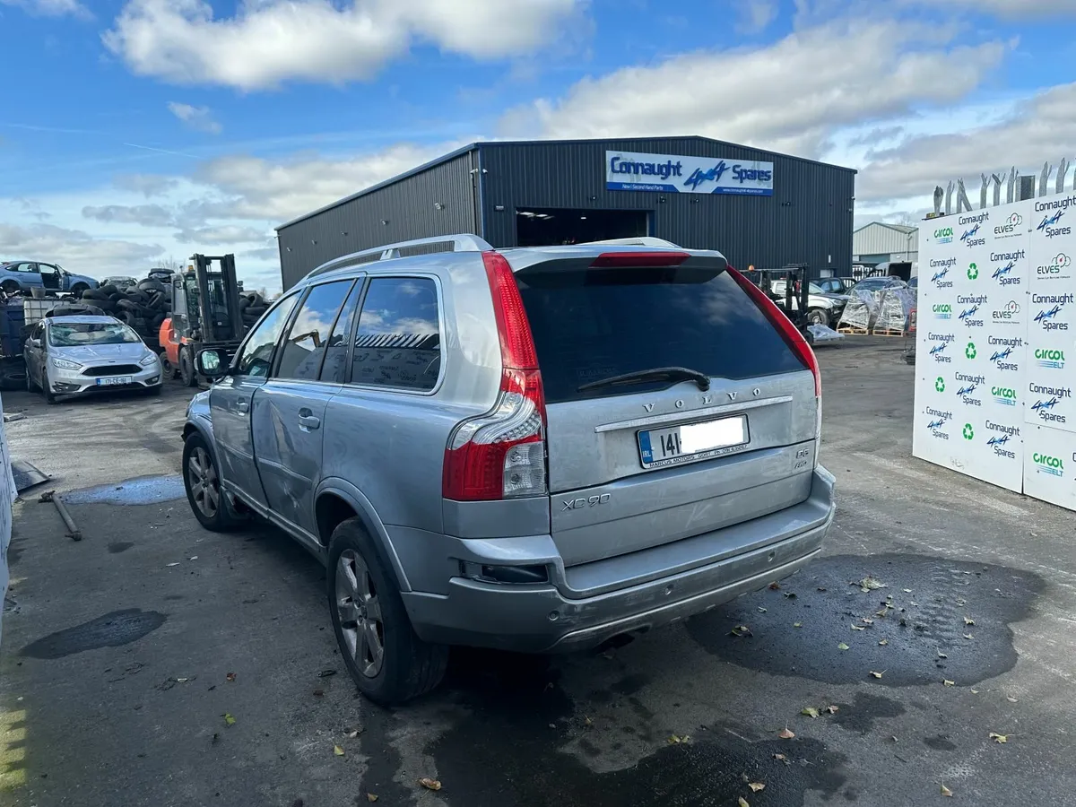 2014 XC90 2.4D JUST IN FOR BEAKING - Image 3