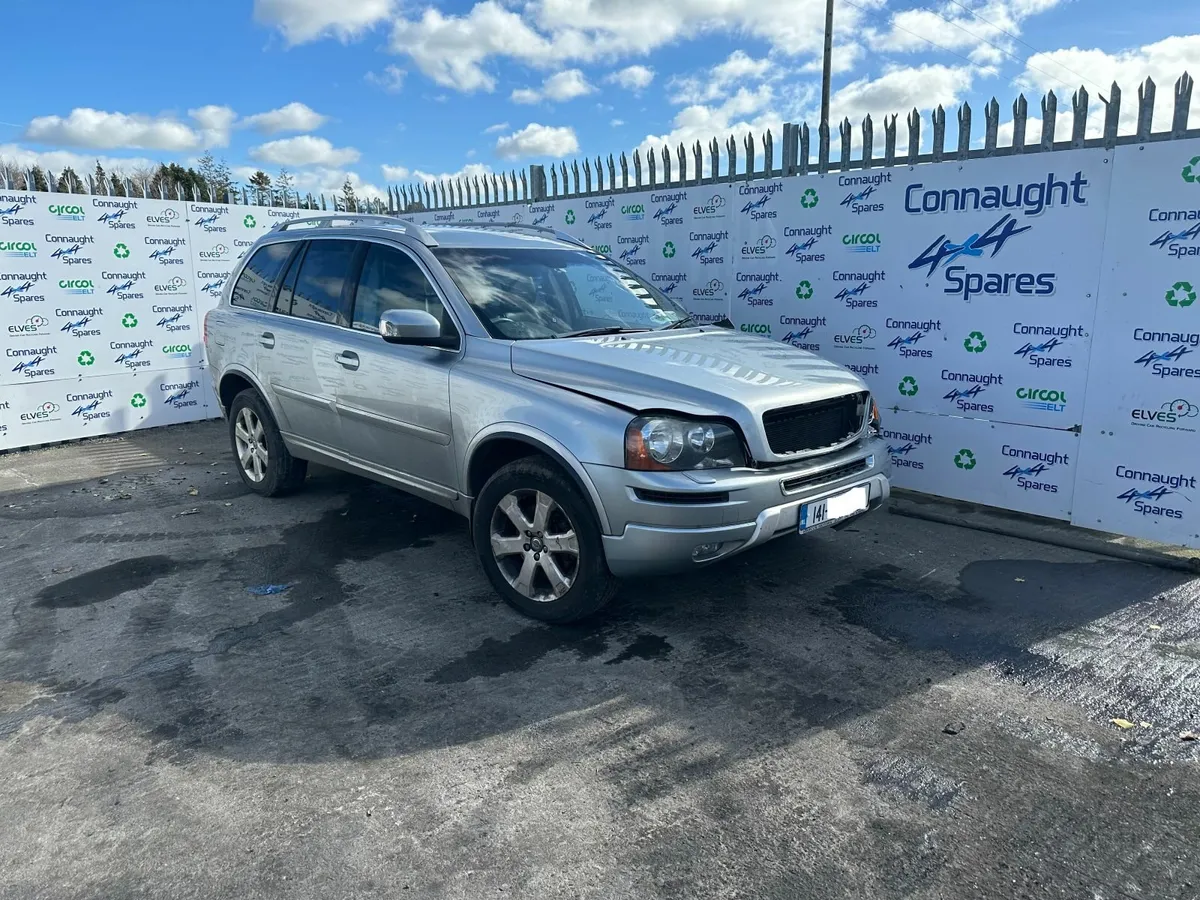 2014 XC90 2.4D JUST IN FOR BEAKING - Image 1