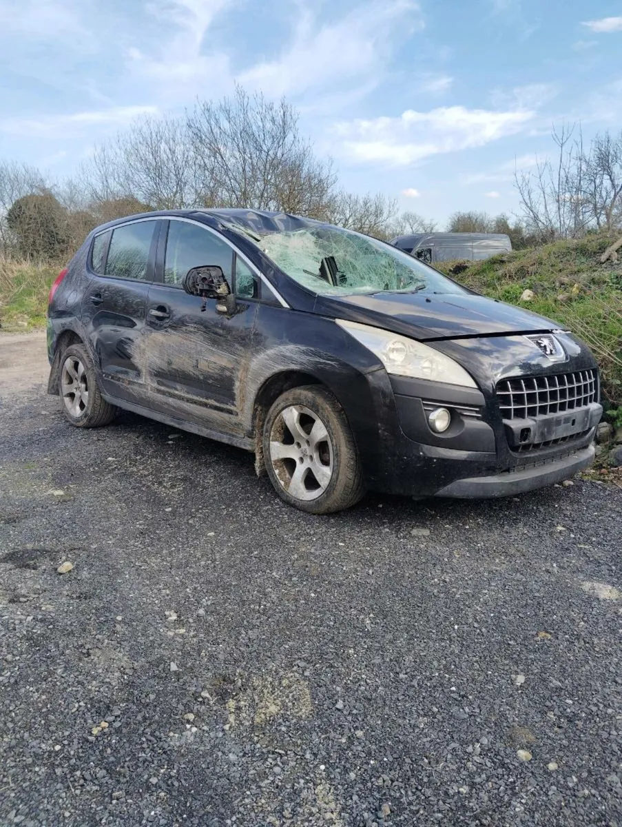 Breaking Peugeot 3008 2012 1.6hdi - Image 1