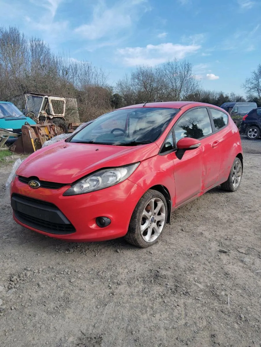 Breaking ford fiesta 2011 1,25 petrol - Image 1