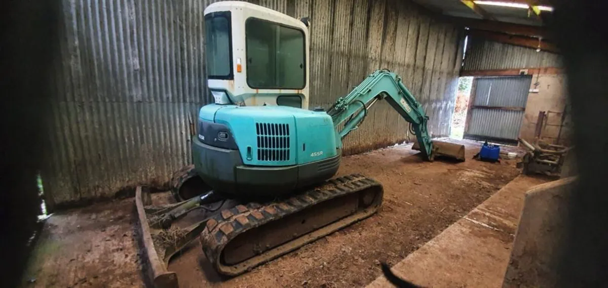 Mini digger exports uk and ireland - Image 3