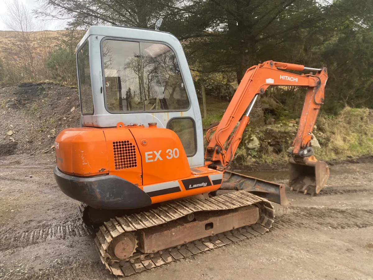 Mini digger exports uk and ireland - Image 4