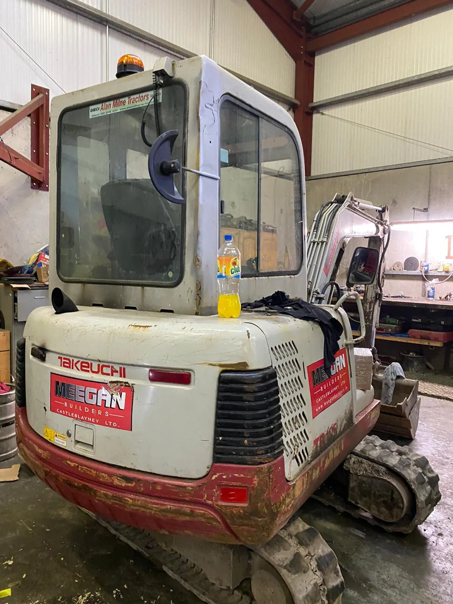 Mini digger exports uk and ireland - Image 2