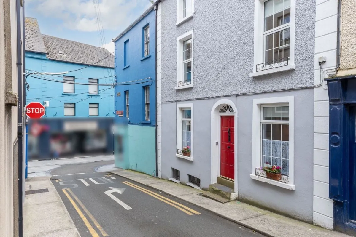 4 bed Georgian Townhouse, Wexford Town - Image 1