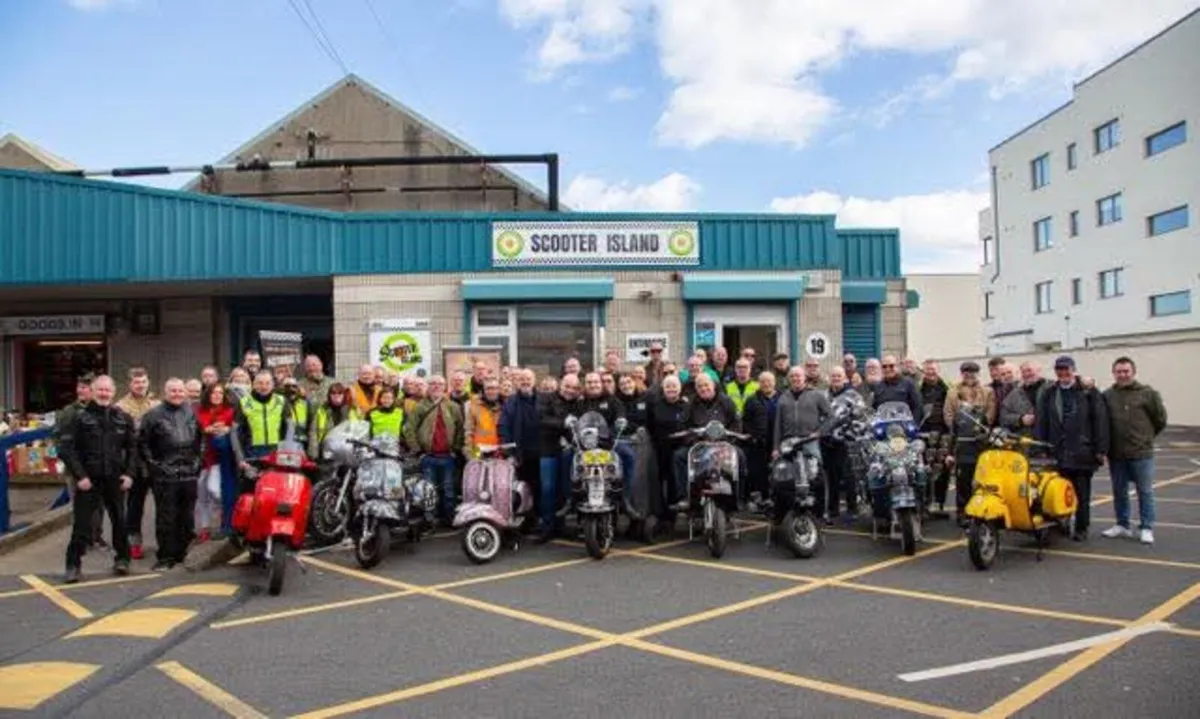 Vespa 50 and RA scooters at scooter island - Image 4