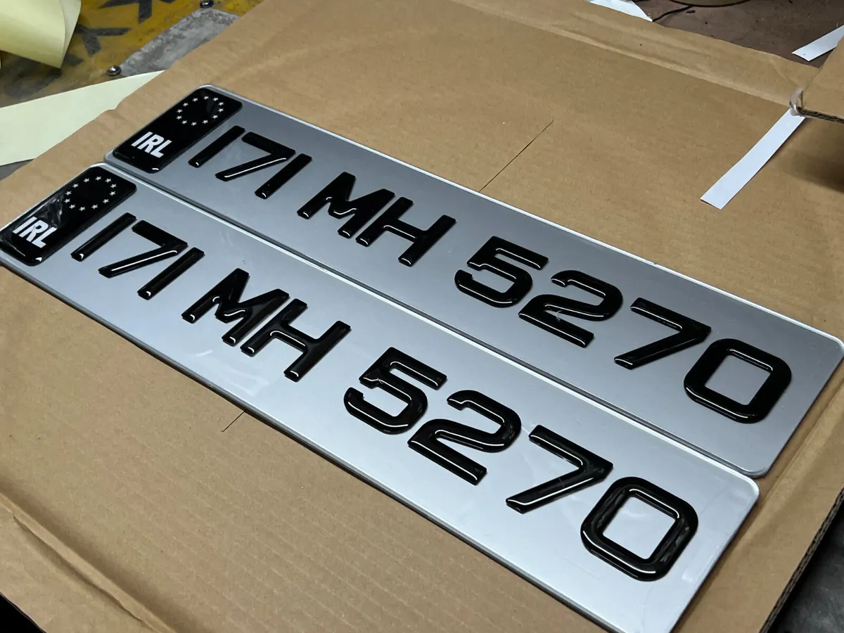 Ultimate tinted gel number plates delivered