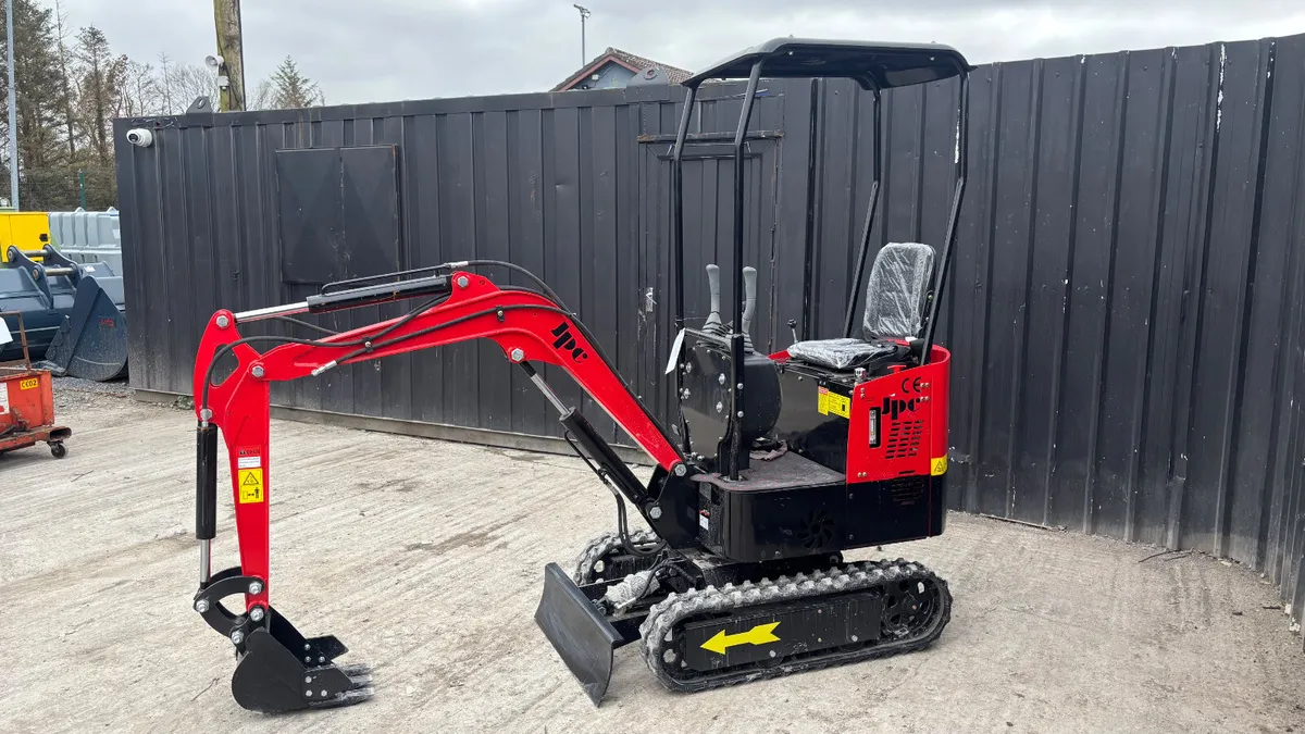New JPC HT12 Micro Excavator - Image 2