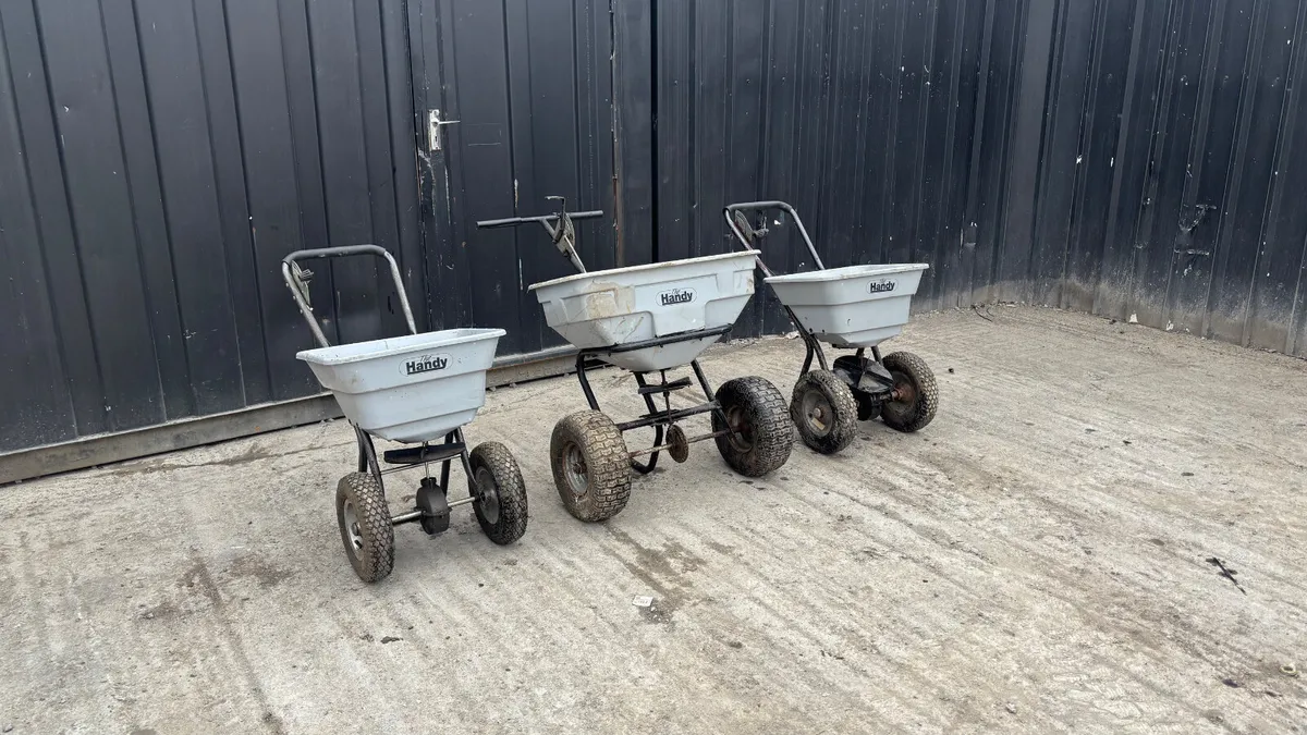 Garden Seed Spreaders - Image 1