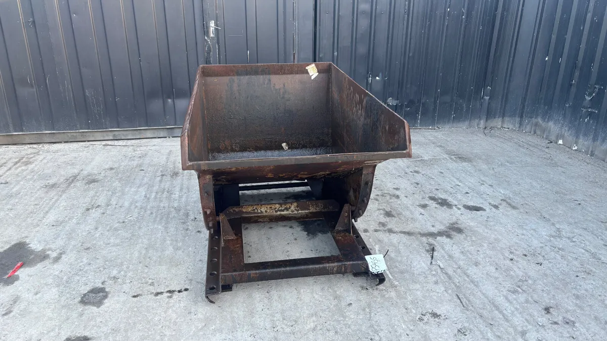 Tipping Skip to suit forklift - Image 2