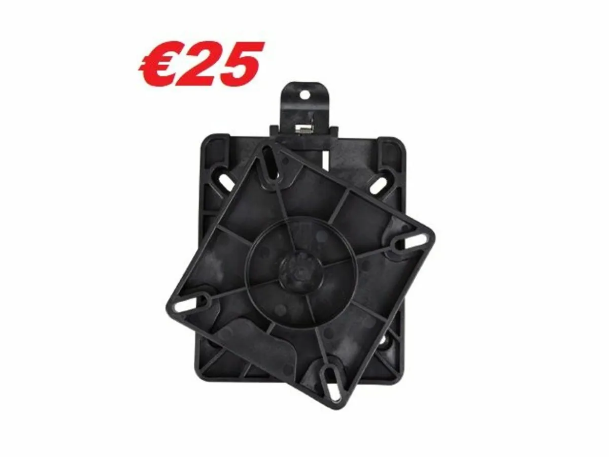 BOAT SEATS & BRACKETS - Image 2