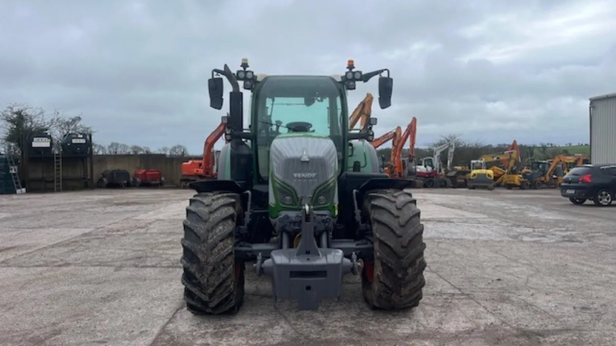 2018 Fendt 716 - Image 4