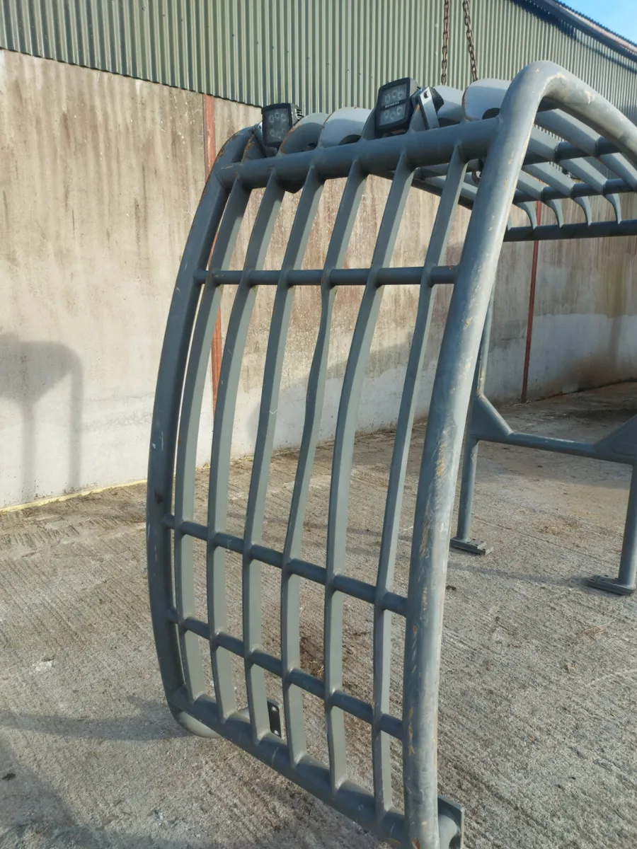 Excavator cab guard - Image 1