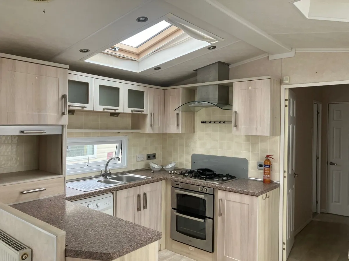 RESIDENTIAL … LOG TIMBER MOBILE LODGE - Image 2