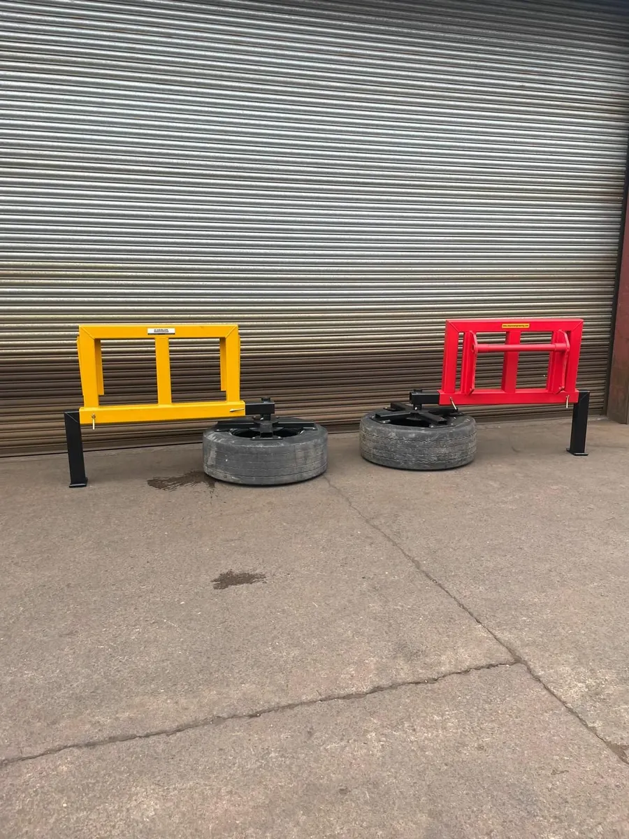 Silage Pusher - Single Wheel - Image 1