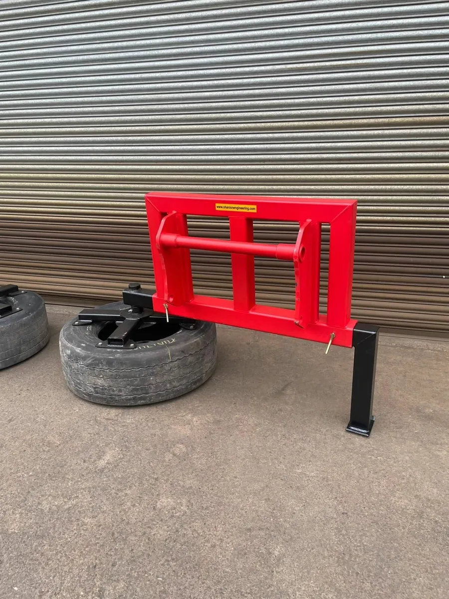 Silage Pusher - Single Wheel - Image 2