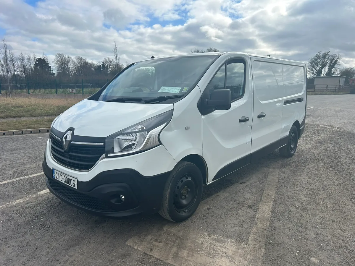 Renault Traffic - Image 3