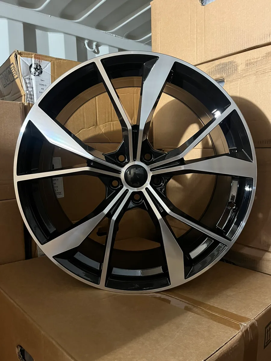 20inch R line Tiguan alloy wheels - Image 1