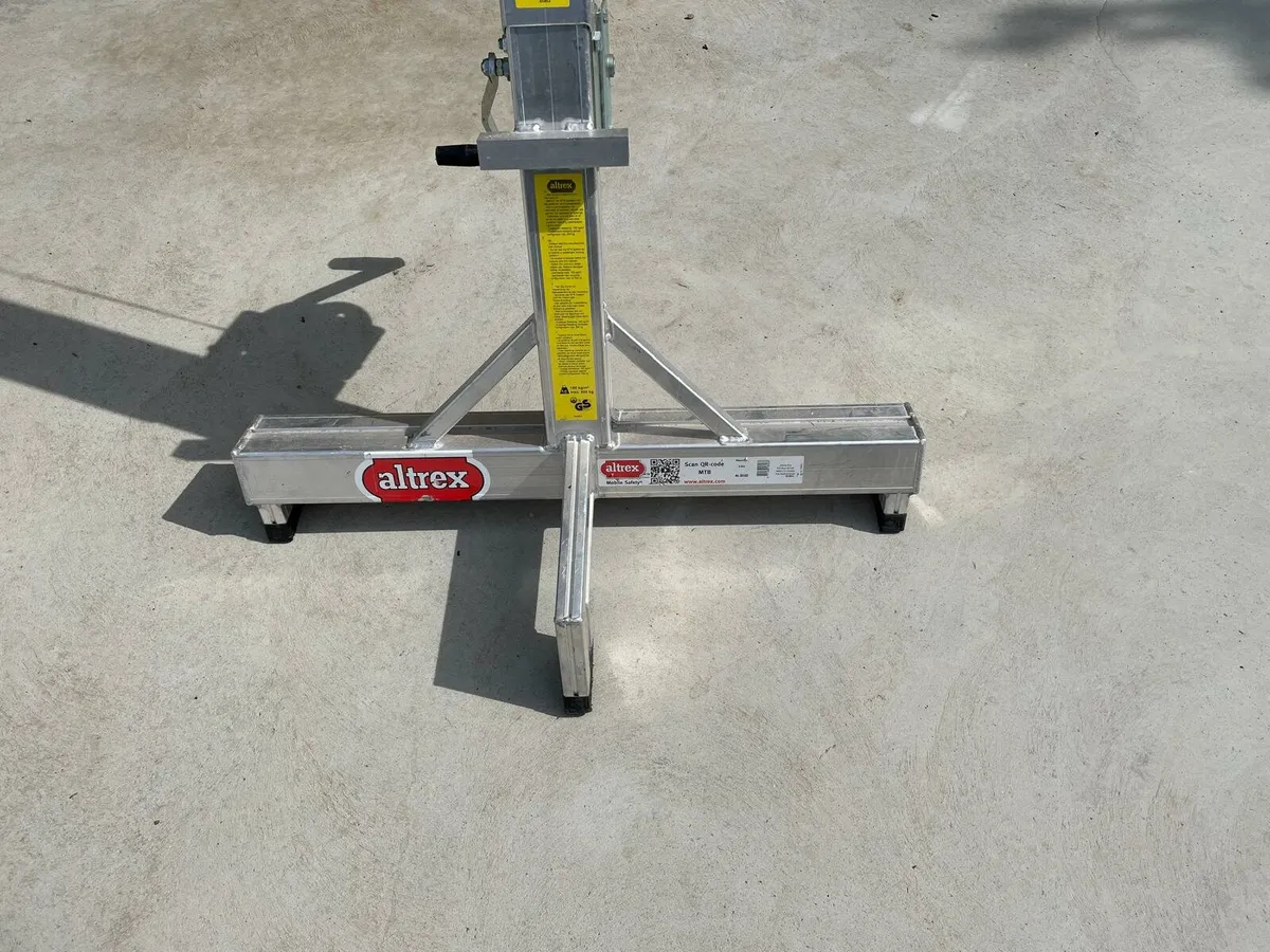 Self erect scaffolding - Image 4