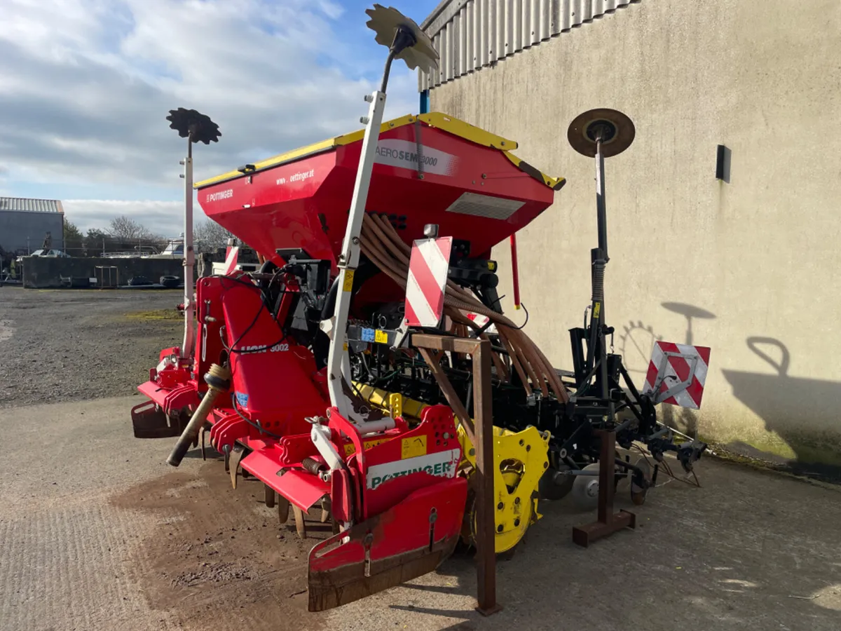 Pottinger Lion 3002 one pass, Aerosem drill - Image 2