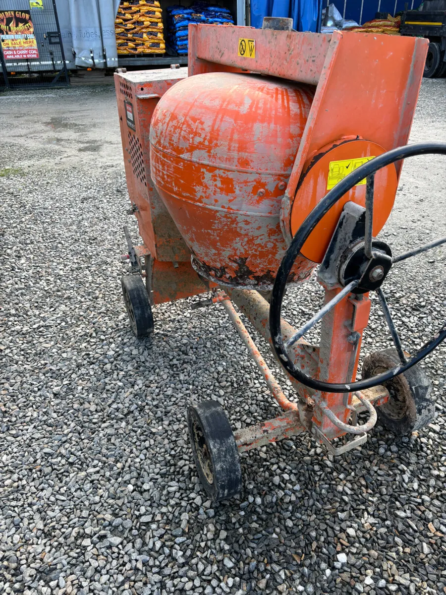 2017 Belle Keystart Concrete Mixers - Image 4