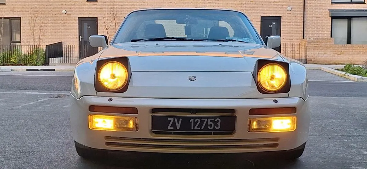 Porsche 944S immaculate condition - Image 1