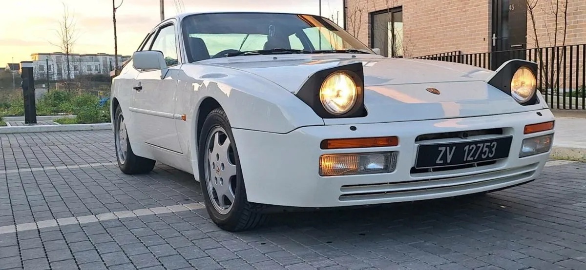 Porsche 944S immaculate condition - Image 2