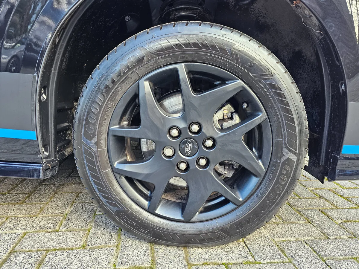 2024 FORD TRANSIT CUSTOM 170 BHP SPORT AUTO - Image 4